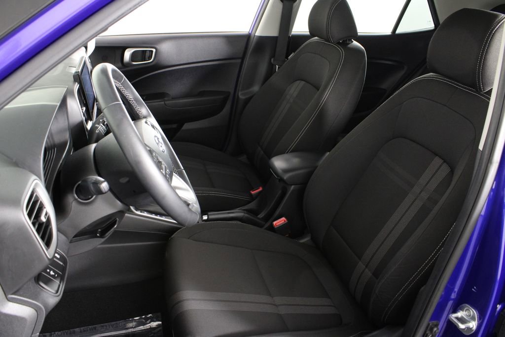 Certified 2024 Hyundai Venue SEL image 20
