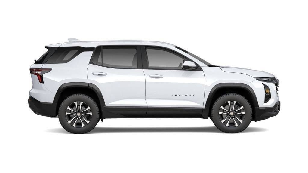 New 2027 Chevrolet Equinox LT FWD image 3