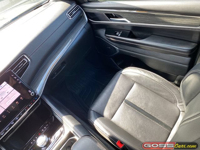 Used 2022 Jeep Wagoneer Series III AWD/4WD image 17