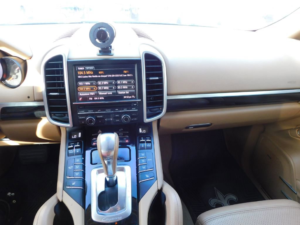 Used 2014 Porsche Cayenne AWD/4WD image 29