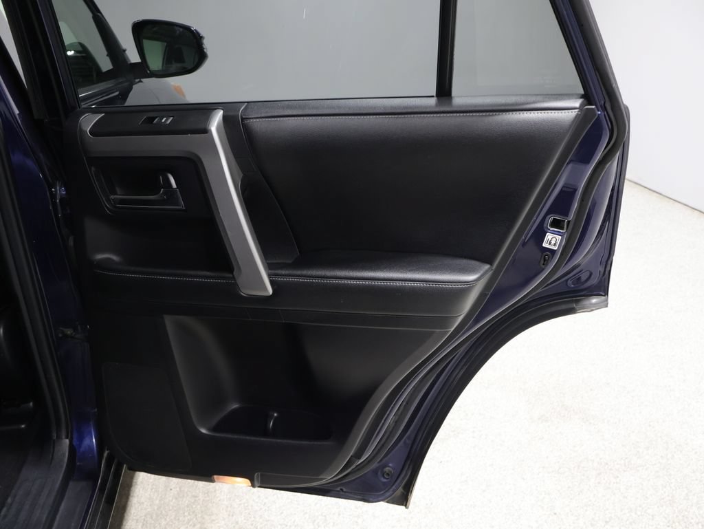Used 2014 Toyota 4Runner SR5 Premium AWD/4WD image 21