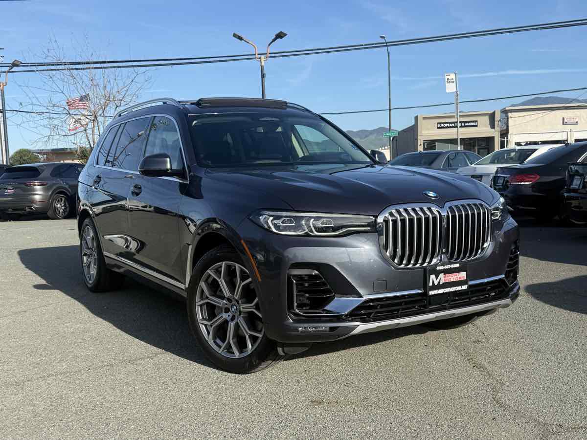 Used 2019 BMW X7 xDrive50i w/ Premium Package image 1