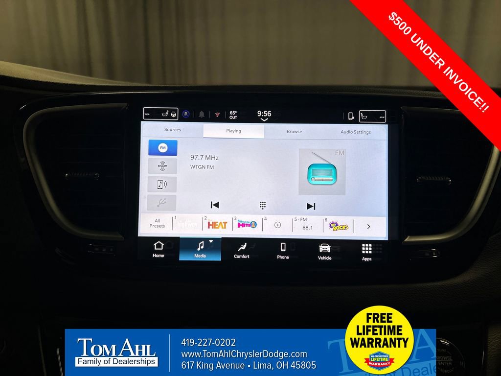 New 2026 Chrysler Voyager LX image 15