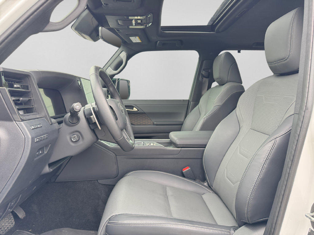 Used 2025 Lexus GX 550 w/ Accessory Package (Z1) AWD/4WD image 20