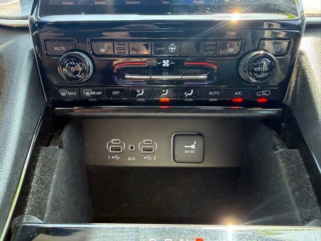Used 2022 Jeep Grand Cherokee L Limited image 32