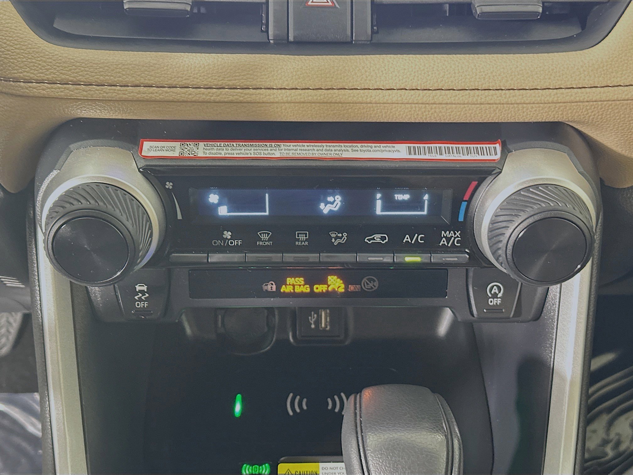 Certified 2025 Toyota RAV4 LE FWD image 22