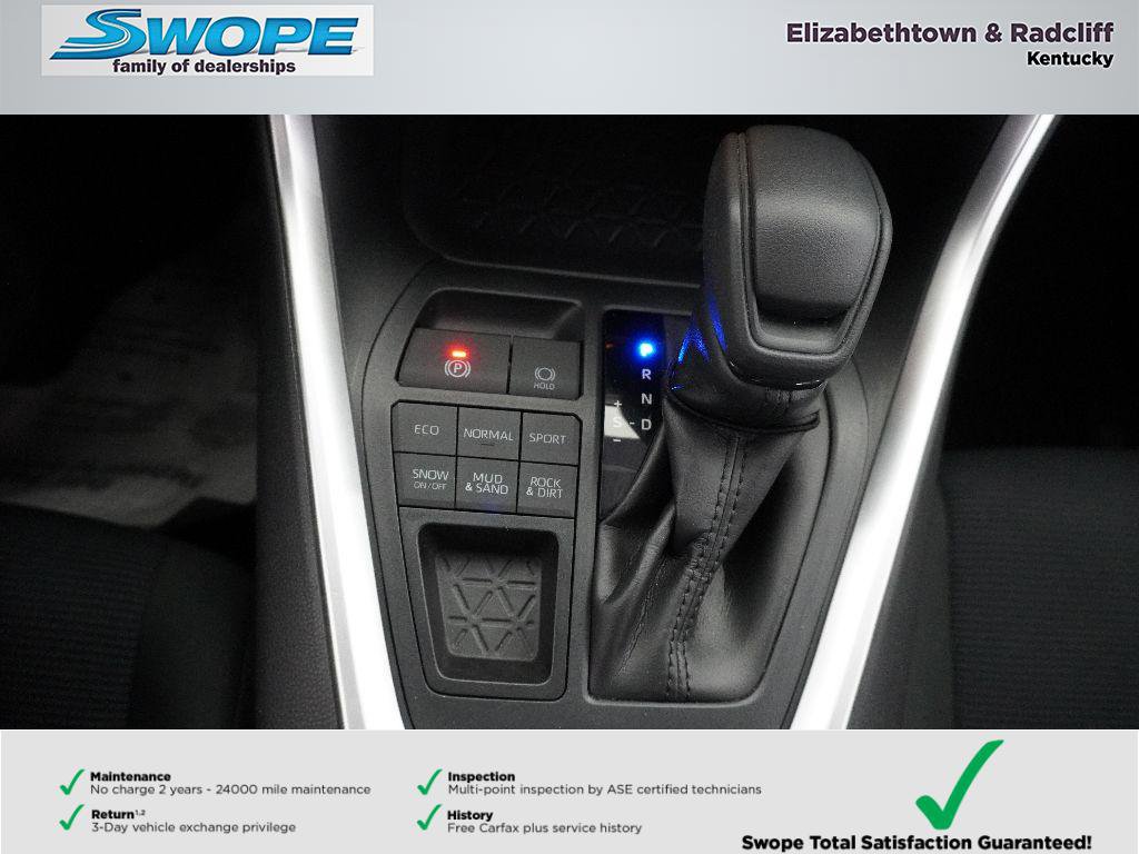 Used 2020 Toyota RAV4 LE image 6