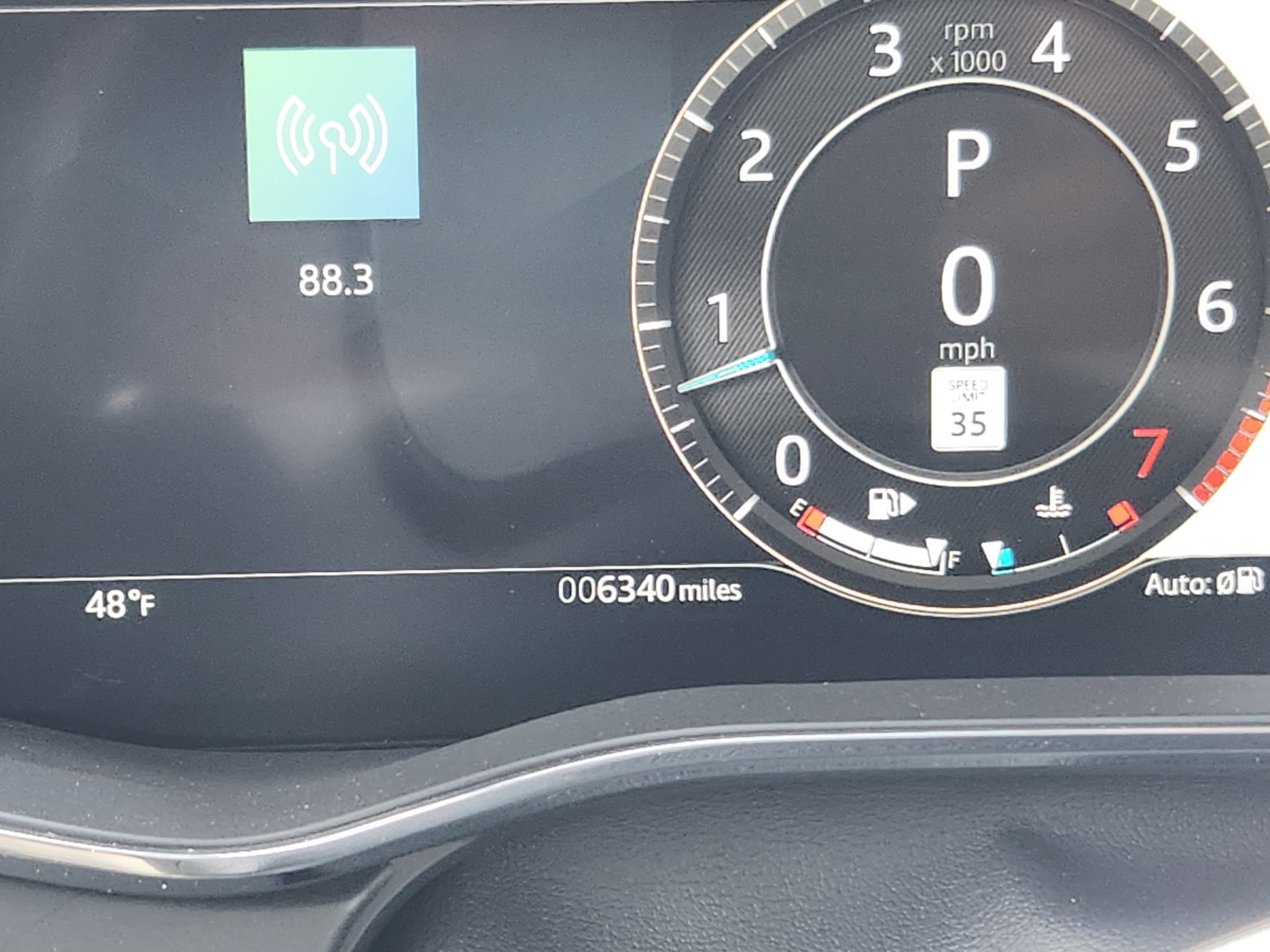 Certified 2026 Jaguar F-PACE R-Dynamic S AWD/4WD image 9
