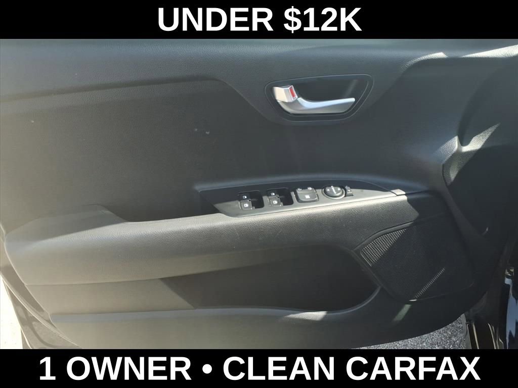 Used 2022 Kia Rio S w/ Technology Package image 11