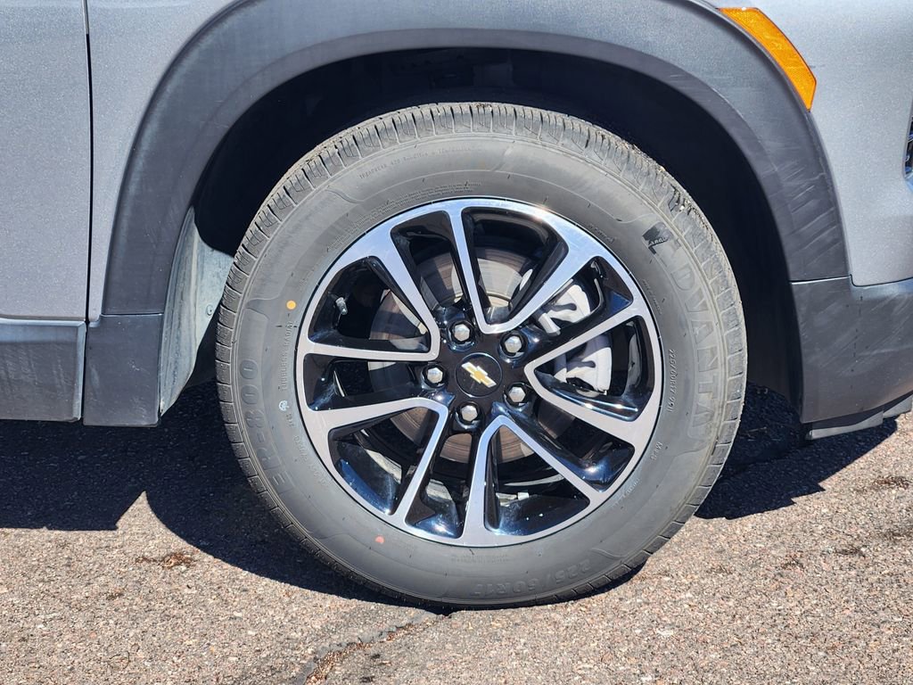 Used 2025 Chevrolet TrailBlazer LT image 30