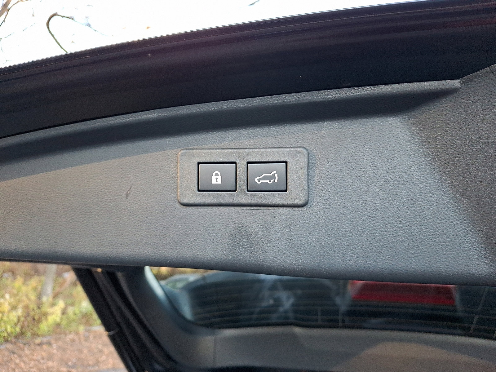 Certified 2025 Subaru Outback Limited image 44