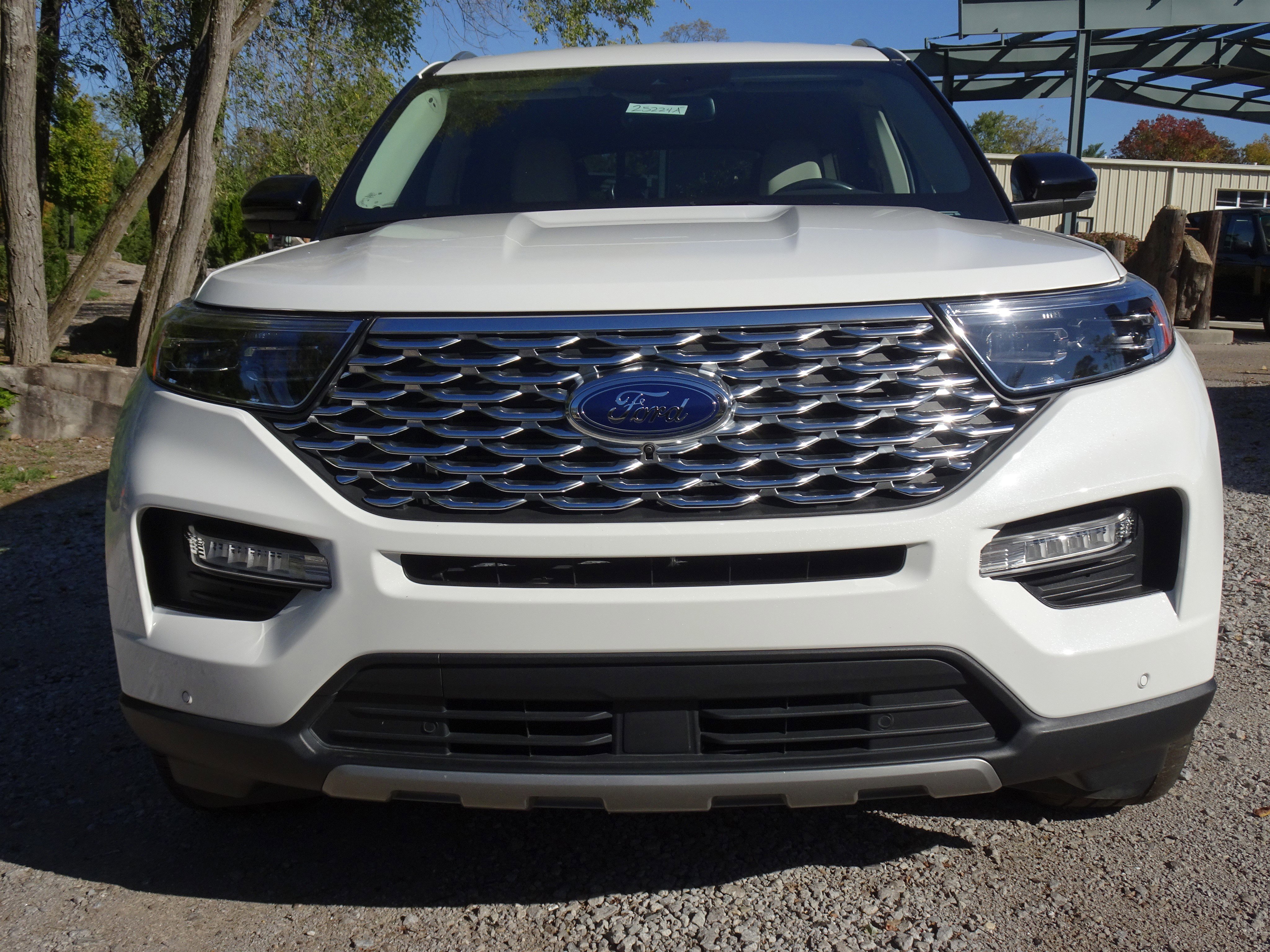 Used 2023 Ford Explorer Platinum w/ Equipment Group 601A image 11
