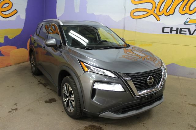 Used 2021 Nissan Rogue SV AWD/4WD image 2