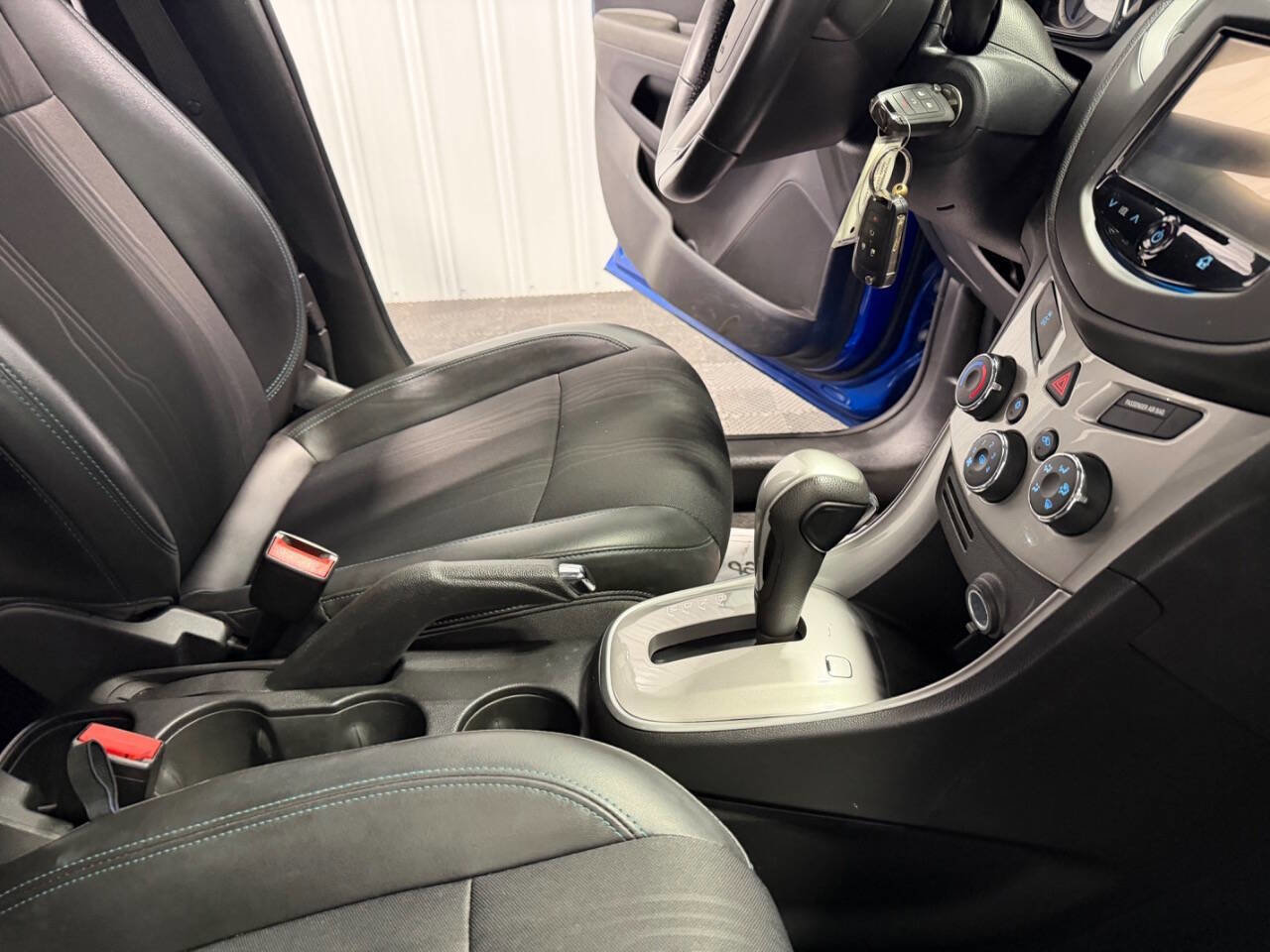 Used 2016 Chevrolet Trax LT w/ LT Convenience Package image 14