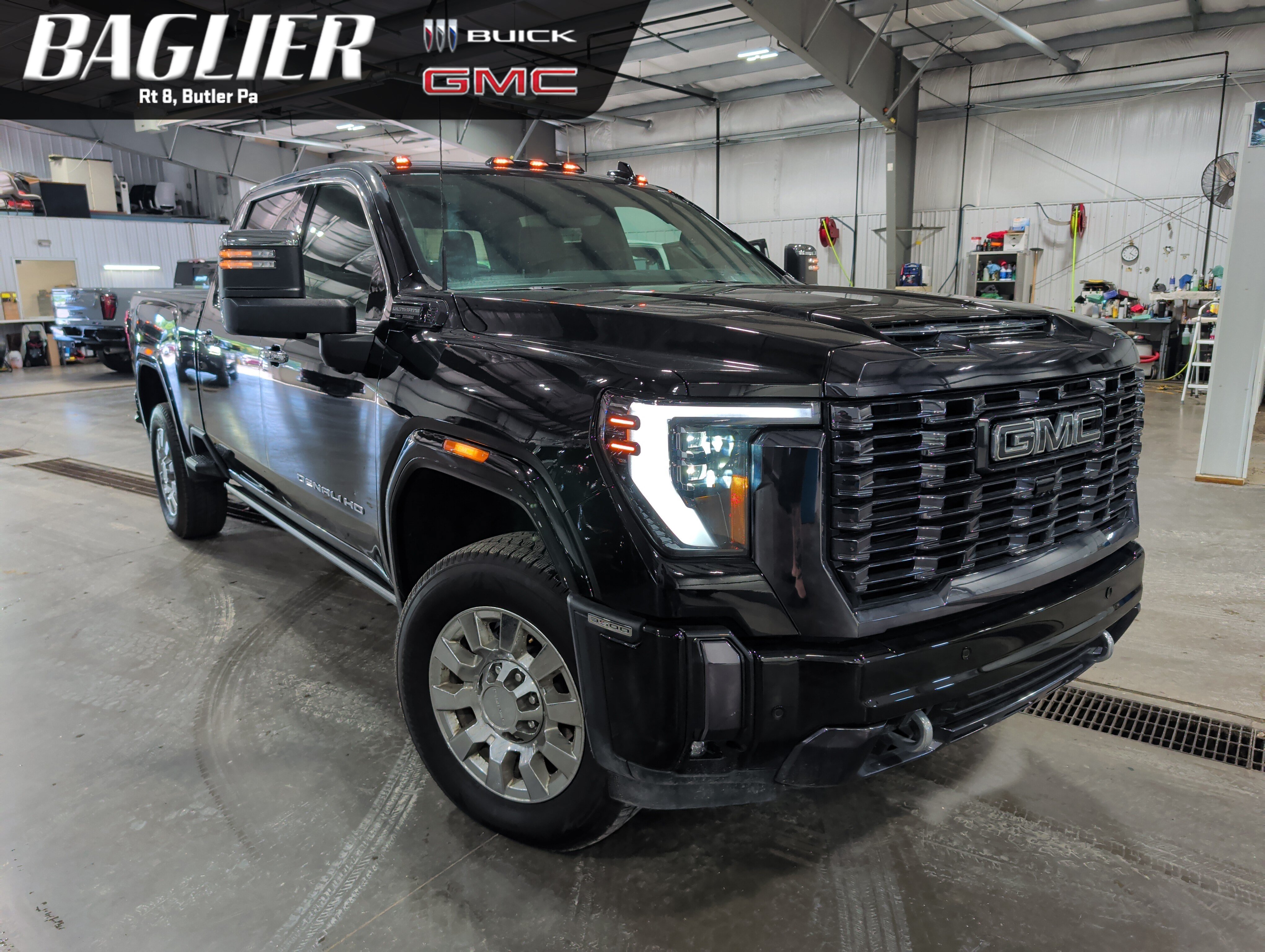 Used 2024 GMC Sierra 3500 Denali Ultimate AWD/4WD video 1