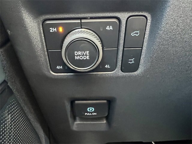 New 2025 Ford Expedition Active image 26