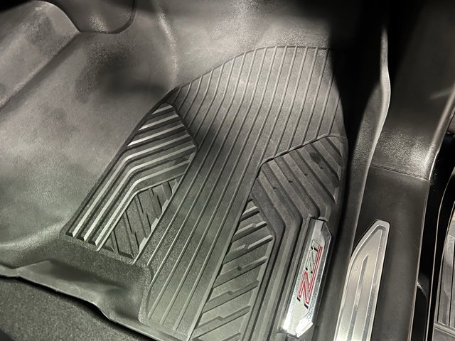 Used 2024 Chevrolet Silverado 1500 LT Trail Boss w/ Protection Package image 28