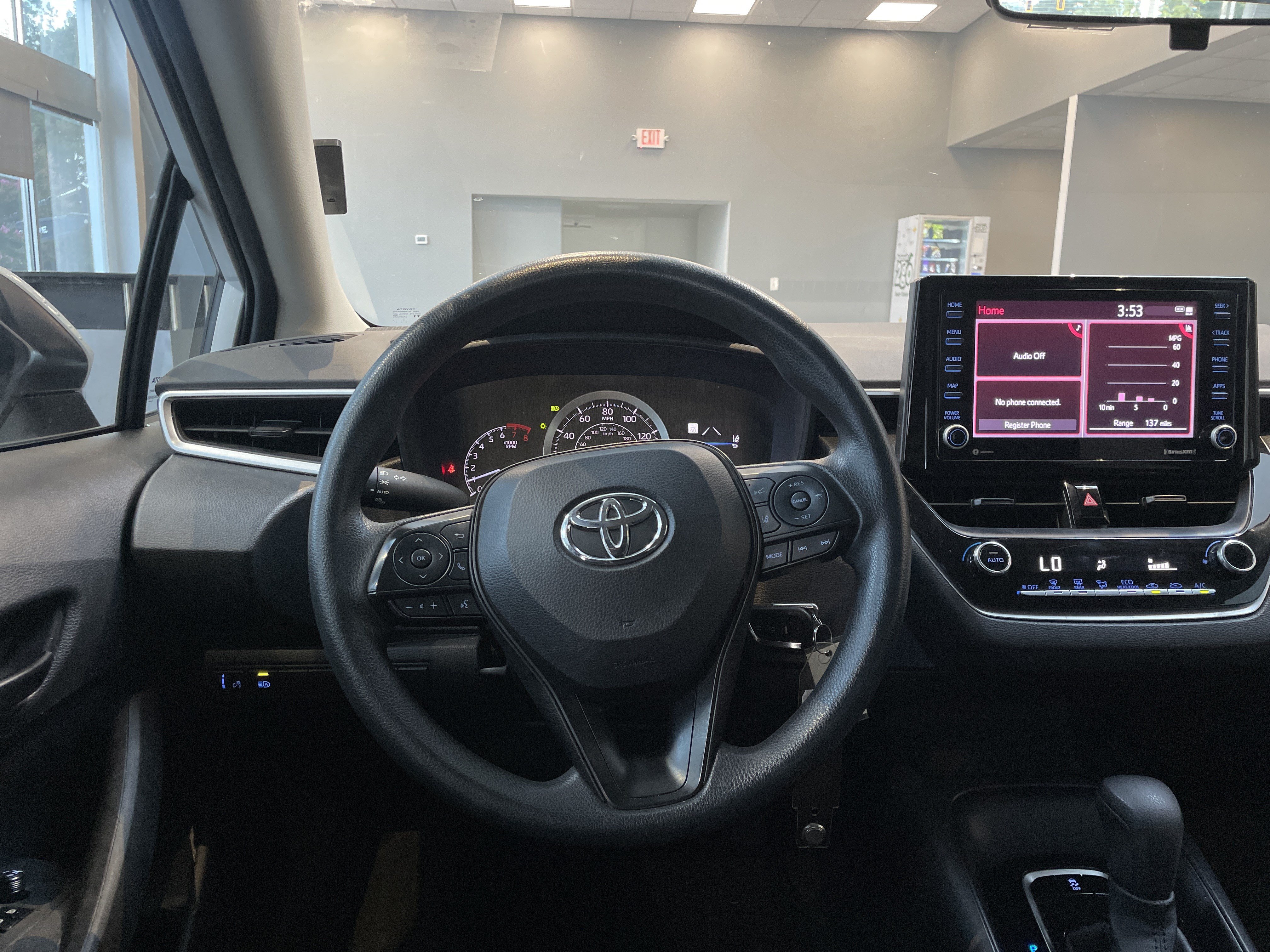 Used 2022 Toyota Corolla LE FWD image 19