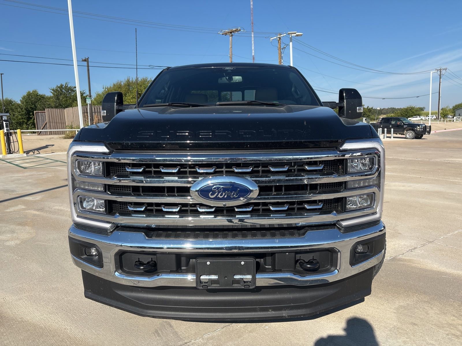 Certified 2024 Ford F250 Lariat w/ FX4 Off-Road Package image 2