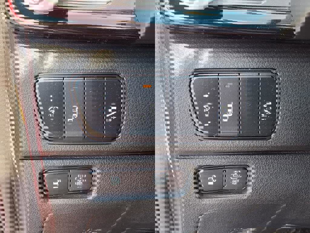 Used 2017 Kia Niro Touring image 18