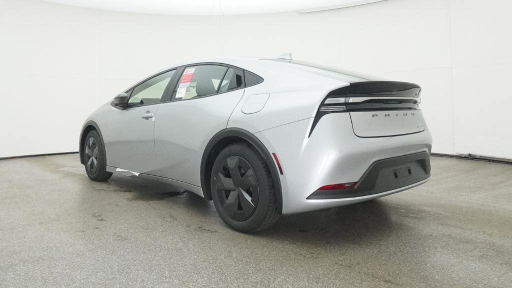 New 2025 Toyota Prius SE image 13