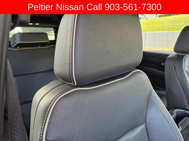 Used 2024 Chevrolet Suburban Premier RWD image 15