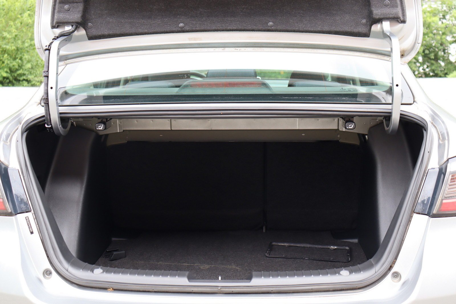 Used 2016 Scion iA FWD image 33
