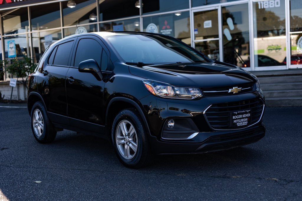 Used 2020 Chevrolet Trax LS w/ Tint and Cruise Package image 6