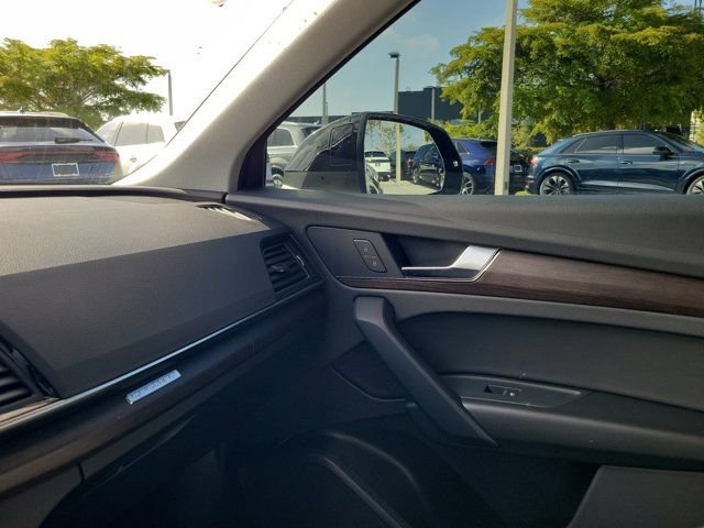 Certified 2023 Audi Q5 2.0T Premium w/ Convenience Package image 29