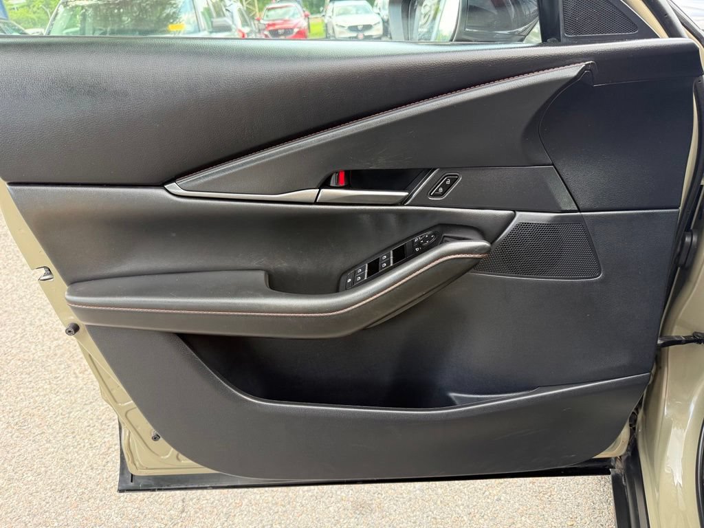 Certified 2024 MAZDA CX-30 Carbon AWD/4WD image 25