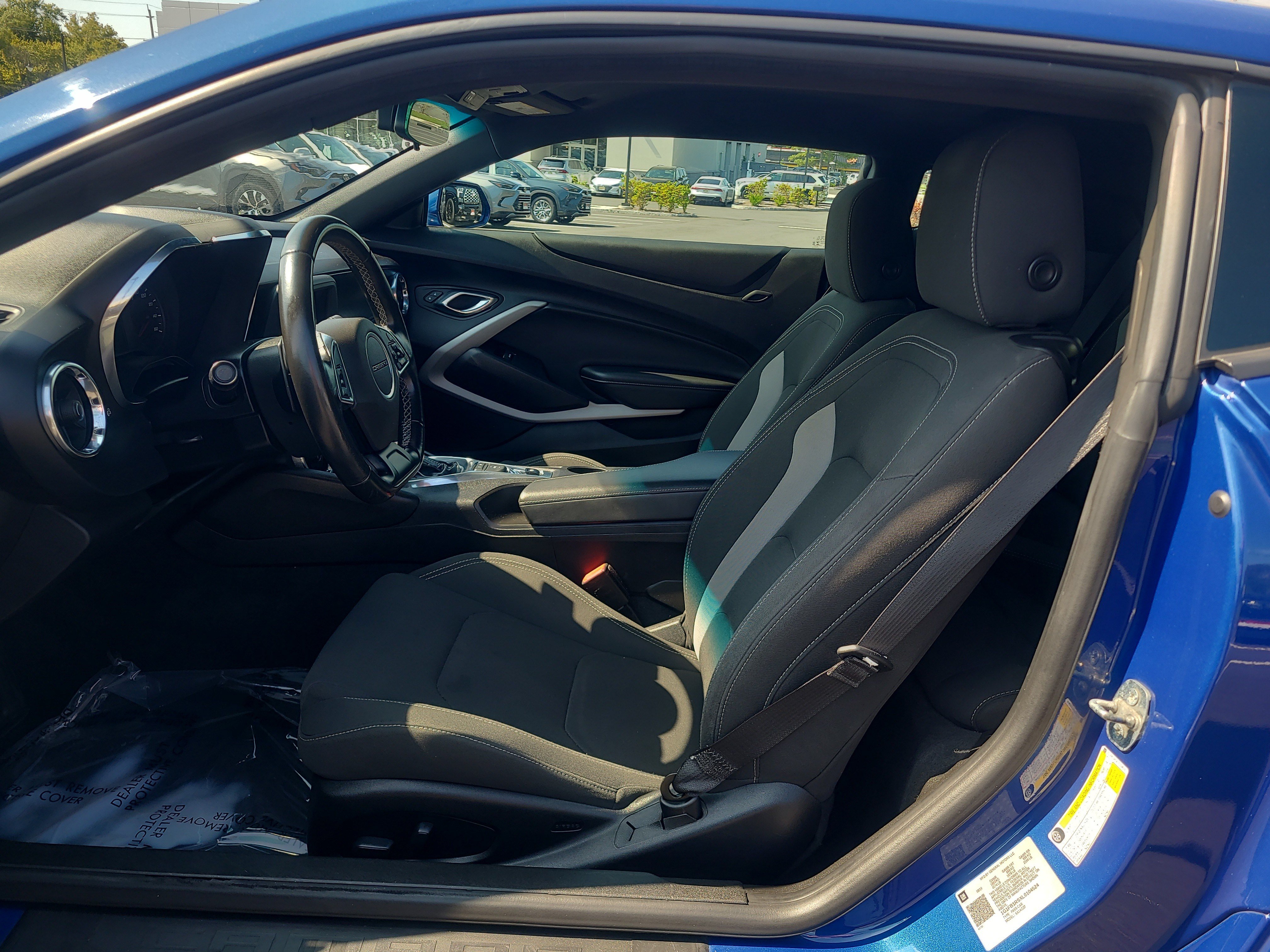 Used 2020 Chevrolet Camaro LT RWD image 16