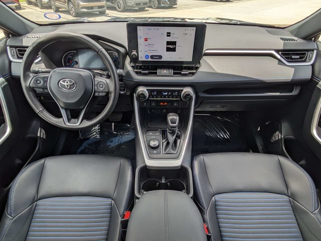 Used 2024 Toyota RAV4 XSE AWD/4WD image 16