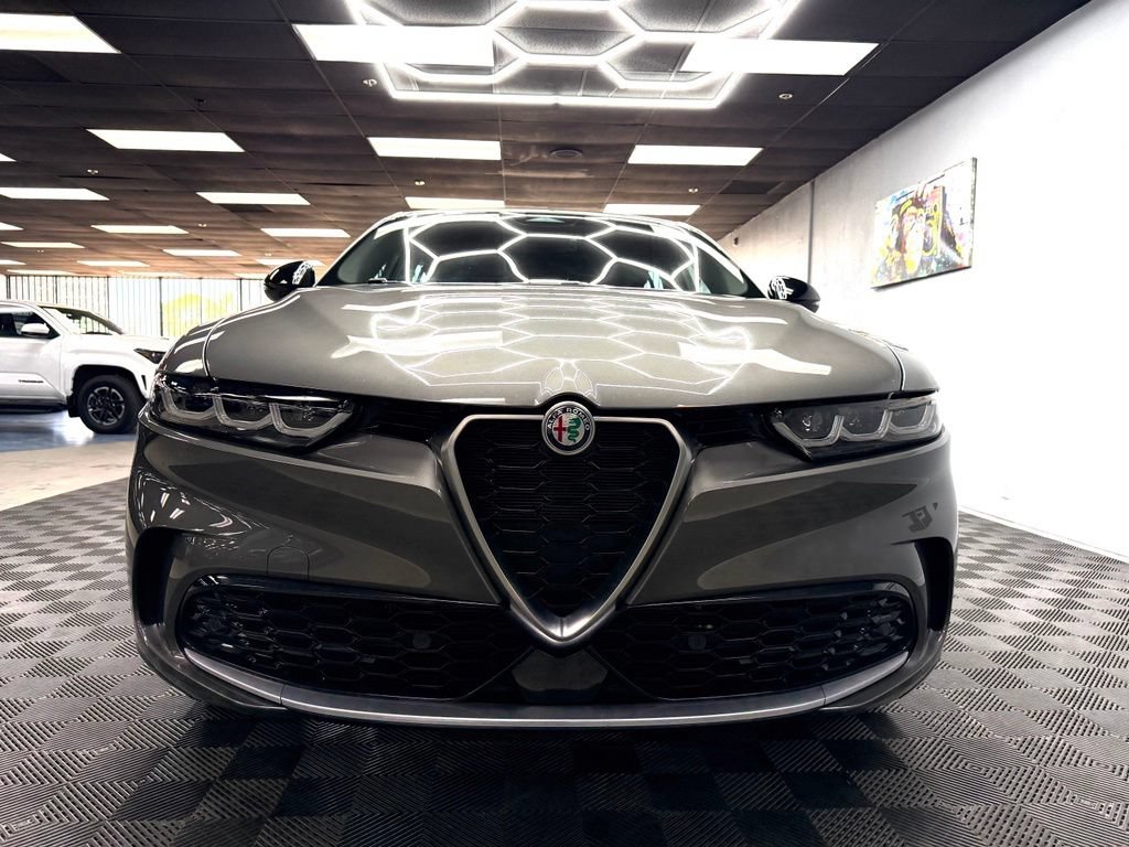 Used 2024 Alfa Romeo Tonale Ti AWD/4WD image 3