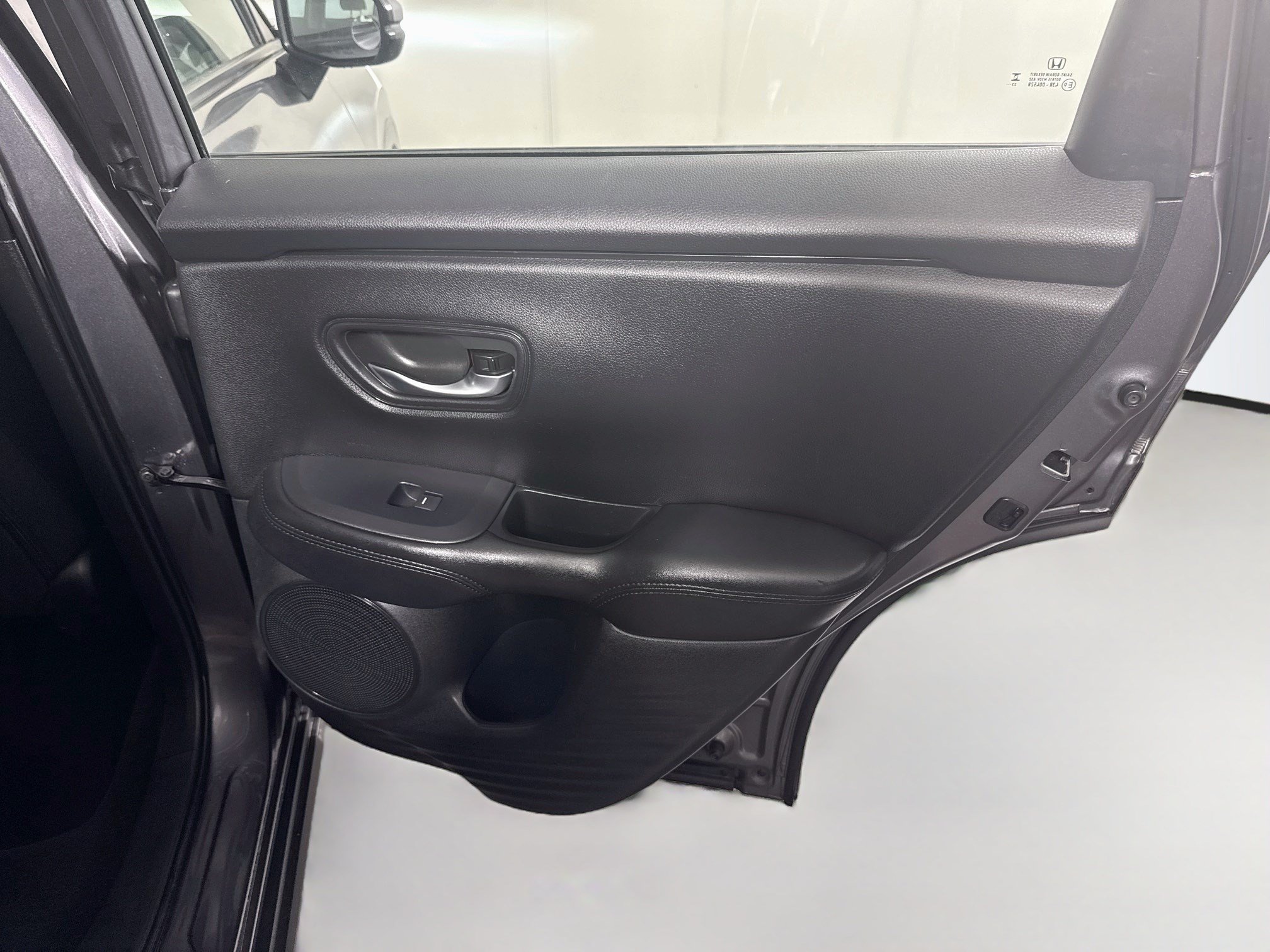 Used 2024 Honda HR-V LX image 28