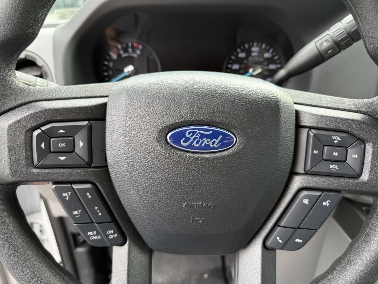 New 2026 Ford E-450 and Econoline 450 Super Duty w/ Driver's Safety Package RWD image 18