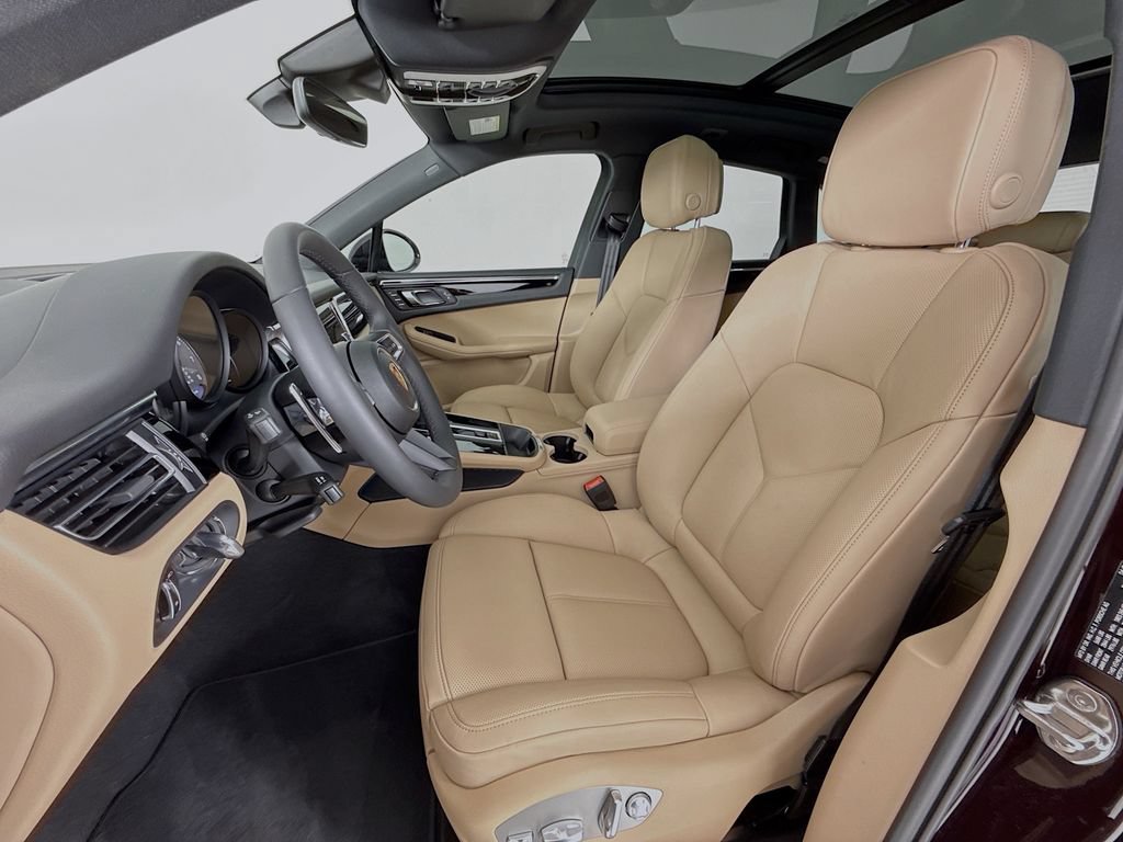 New 2026 Porsche Macan S AWD/4WD image 5