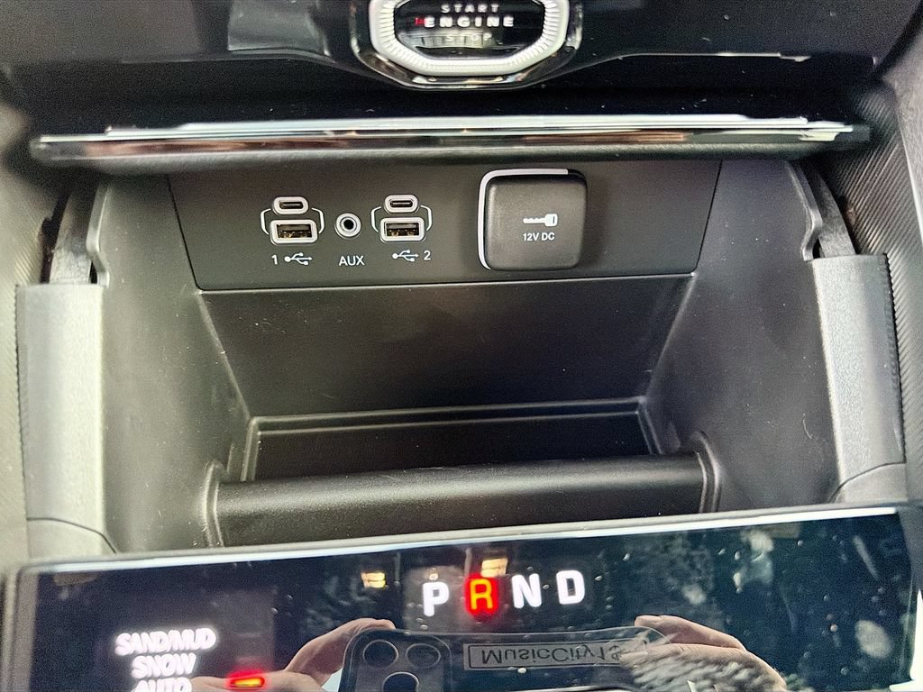 New 2026 Jeep Grand Cherokee Limited w/ Limited Altitude Package AWD/4WD image 29