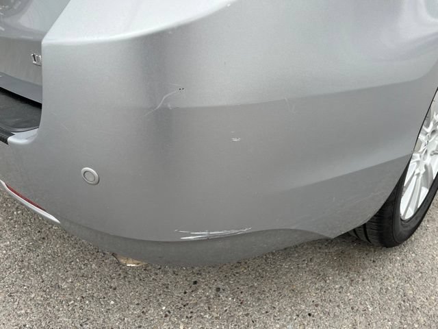 Used 2017 Toyota Sienna Limited FWD image 16