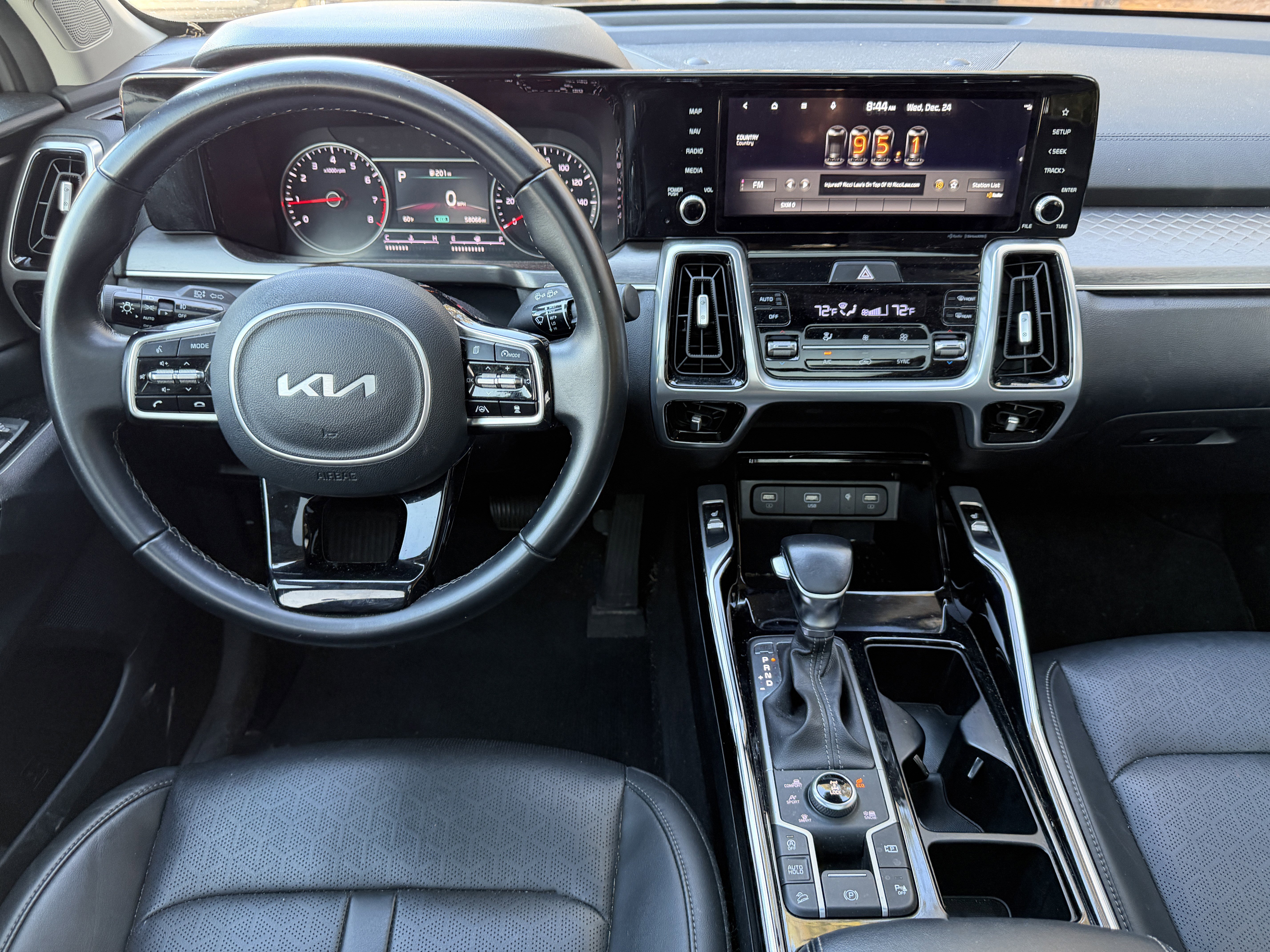 Used 2022 Kia Sorento SX image 8