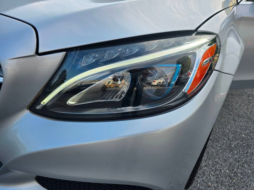 Used 2016 Mercedes-Benz C 350e Sedan image 27
