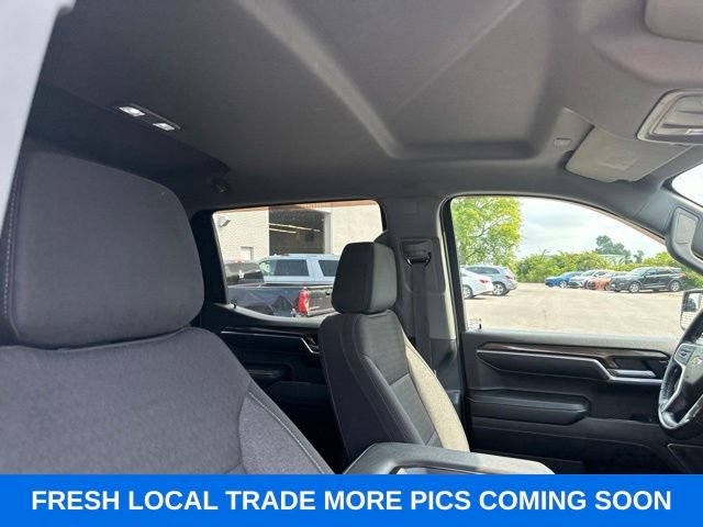 Used 2022 Chevrolet Silverado 1500 LT w/ Protection Package AWD/4WD image 5