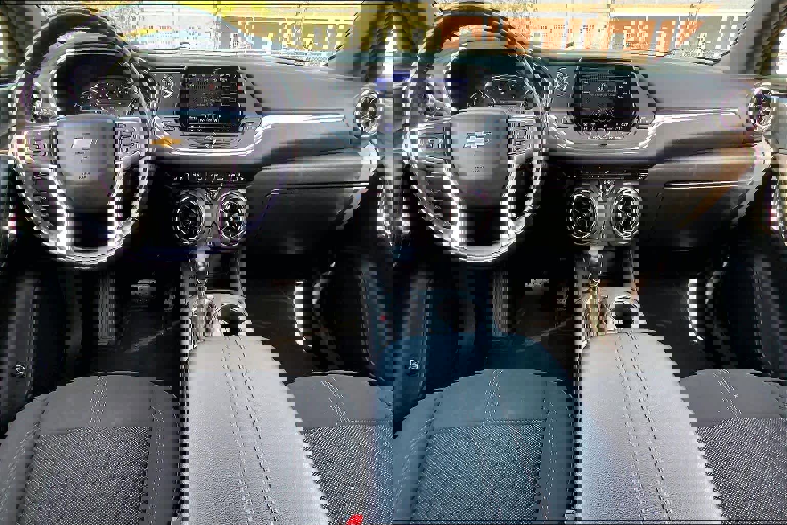 Used 2020 Chevrolet Blazer LT image 16