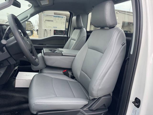 New 2026 Ford F550 4x4 Regular Cab Super Duty image 14