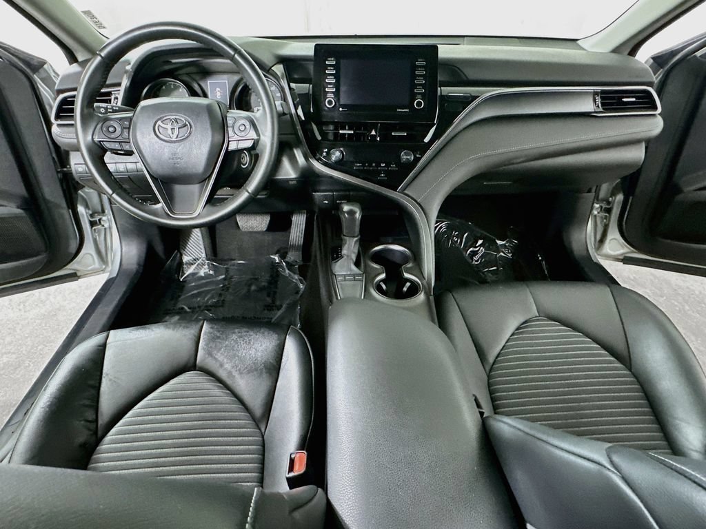 Used 2024 Toyota Camry SE FWD image 18