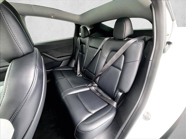 Used 2021 Tesla Model Y Long Range AWD/4WD image 26