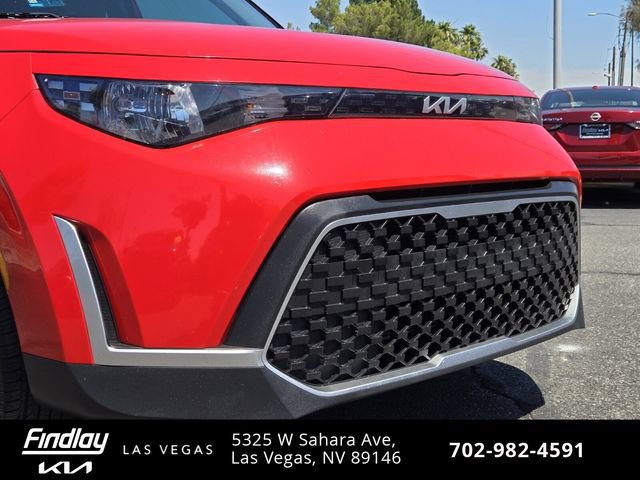 Used 2023 Kia Soul LX w/ LX Technology Package FWD image 2