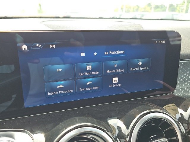 Certified 2026 Mercedes-Benz GLB 250 4MATIC image 25