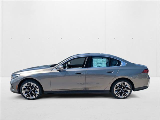 Used 2026 BMW 530i w/ Premium Package RWD image 5