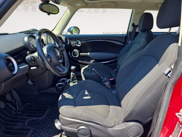 Used 2011 MINI Cooper Hardtop FWD image 9
