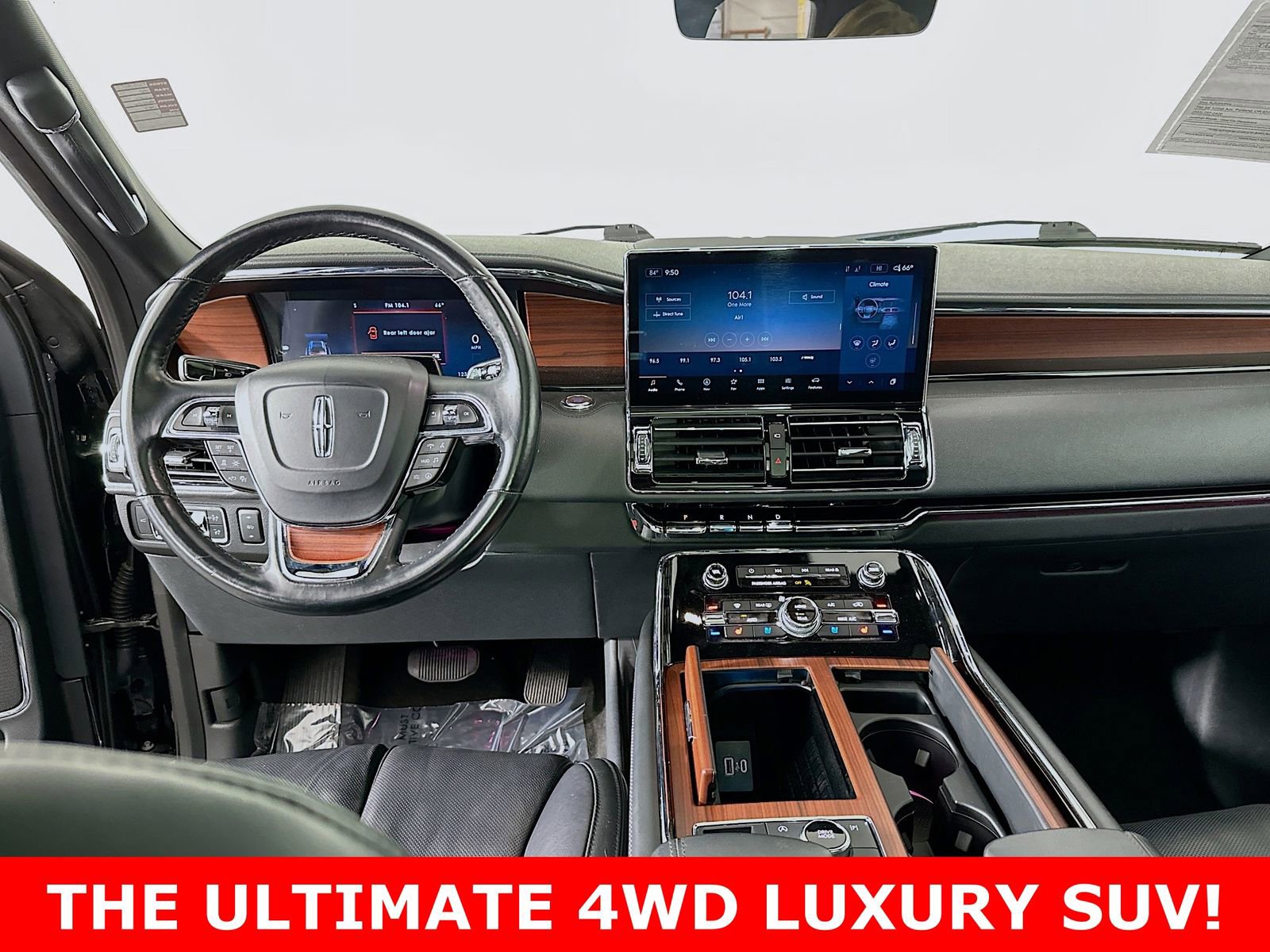 Used 2023 Lincoln Navigator Reserve AWD/4WD image 23